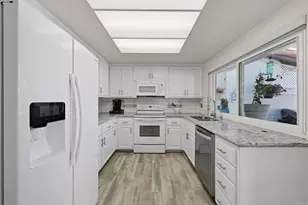 16555 Caminito Vecinos, San Diego, CA 92128 - Photo 8