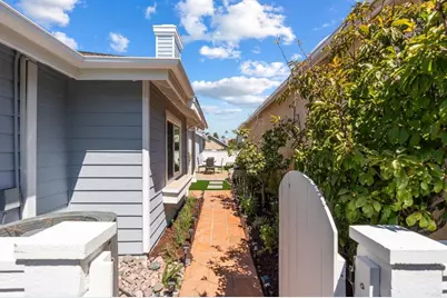838 Windcrest Drive, Carlsbad, CA 92011 - Photo 4