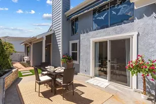 838 Windcrest Dr, Carlsbad, CA 92011 - Photo 8