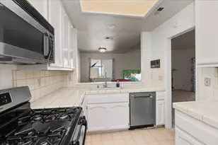 7758 Caminito Monarca, Carlsbad, CA 92009 - Photo 12