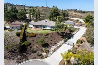 3506 Lancewood Way, Fallbrook, CA 92028 - Photo 10