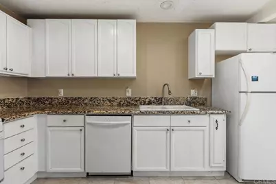4541 Westridge Dr., Oceanside, CA 92056 - Photo 10