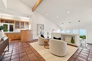 7631 Hillside Dr, La Jolla, CA 92037 - Photo 10