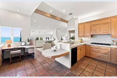 7631 Hillside Drive, La Jolla, CA 92037 - Photo 16