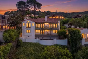 7631 Hillside Dr, La Jolla, CA 92037 - Photo 2