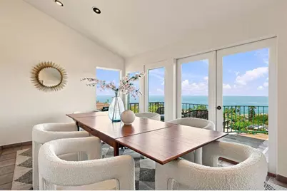 7631 Hillside Drive, La Jolla, CA 92037 - Photo 12