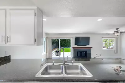 832 Grapevine Road, Vista, CA 92083 - Photo 12