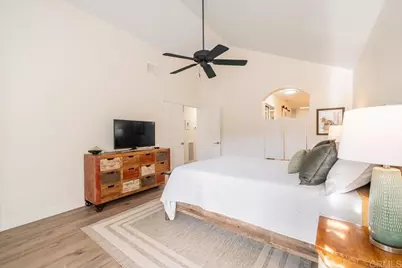 29114 Laurel Valley Drive, Vista, CA 92084 - Photo 20