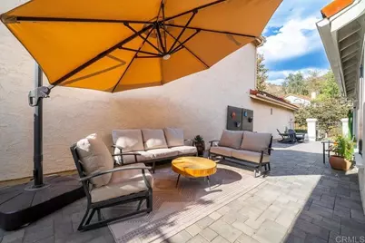 29114 Laurel Valley Drive, Vista, CA 92084 - Photo 4