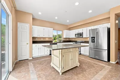 5014 Lake Circle Road, Fallbrook, CA 92028 - Photo 6