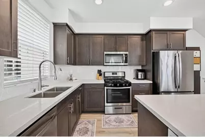 402 Carina Glen, Escondido, CA 92029 - Photo 10