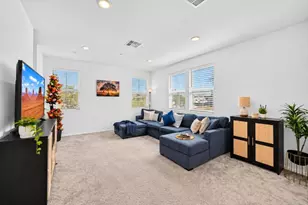 402 Carina Gln, Escondido, CA 92029 - Photo 16