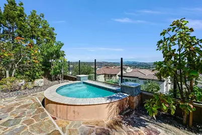 2571 Glasgow Drive, Carlsbad, CA 92010 - Photo 8
