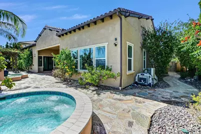 2571 Glasgow Drive, Carlsbad, CA 92010 - Photo 10