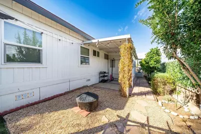 1575 W Valley Pkwy #2, Escondido, CA 92029 - Photo 44