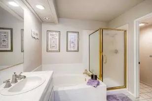 8559 Circle R Valley Ln, Escondido, CA 92026 - Photo 12