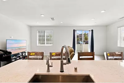 32416 Brunello, Temecula, CA 92591 - Photo 22