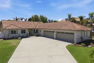 254 Ahmu, Vista, CA 92084 - Photo 2