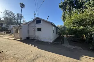 726 Valley Dr, Vista, CA 92084 - Photo 6