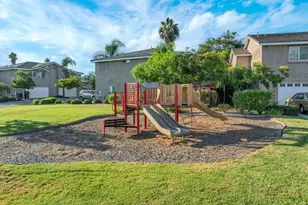 467 Calle Elagante, Vista, CA 92083 - Photo 28