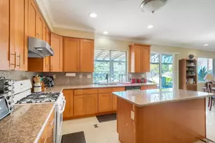 831 Pohl Pl, Vista, CA 92083 - Photo 8