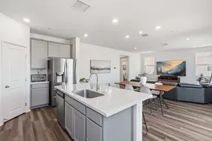887 Brookdale Dr, Vista, CA 92081 - Photo 12