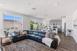 887 Brookdale Dr, Vista, CA 92081 - Photo 4