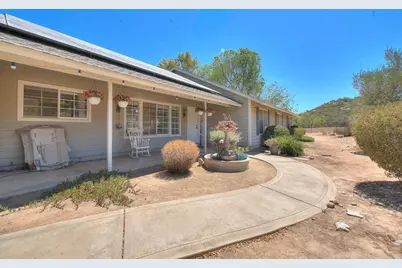 14937 Chemise Creek Road, Ramona, CA 92065 - Photo 2