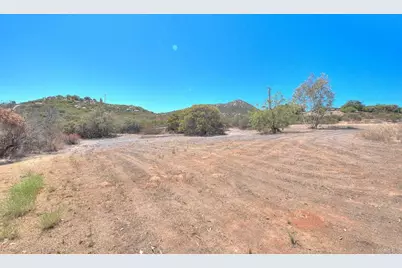 14937 Chemise Creek Road, Ramona, CA 92065 - Photo 6