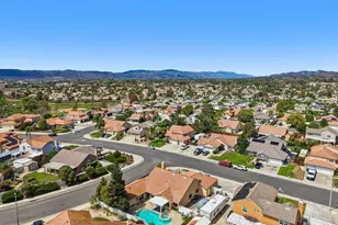 25430 Blackthorne Dr, Murrieta, CA 92563 - Photo 44