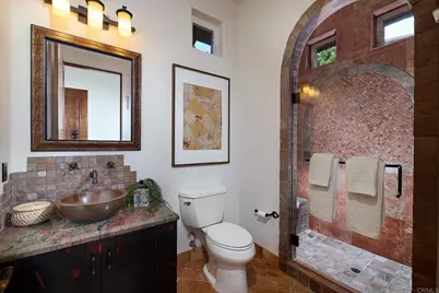 6811 Vianda Court, Carlsbad, CA 92009 - Photo 18