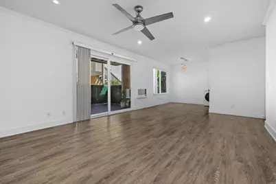 8548 Via Mallorca #A, La Jolla, CA 92037 - Photo 4
