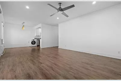 8548 Via Mallorca #A, La Jolla, CA 92037 - Photo 2
