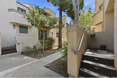 8437 Via Mallorca #84, La Jolla, CA 92037 - Photo 2