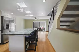 8437 Via Mallorca, La Jolla, CA 92037 - Photo 4