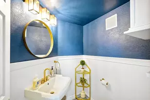 1651 Calle Las Casas, Oceanside, CA 92056 - Photo 18