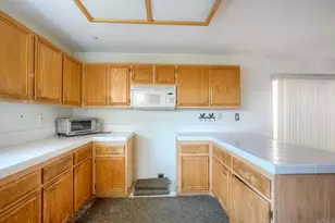 32033 Arlington Cir, Bonsall, CA 92003 - Photo 14