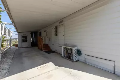 718 Sycamore  Ave #202, Vista, CA 92083 - Photo 34