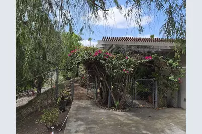 1339 Clarence Dr, Vista, CA 92084 - Photo 2