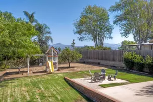 2500 Cranston Dr, Escondido, CA 92025 - Photo 30