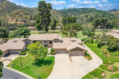 4129 Cyprus Island Court, Fallbrook, CA 92028 - Photo 2