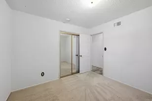 8851 Sovereign Rd, San Diego, CA 92123 - Photo 16