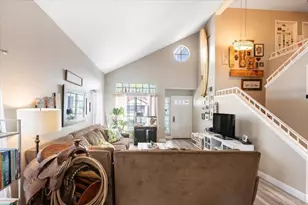 5329 Blackberry Way, Oceanside, CA 92057 - Photo 8