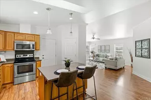 8975 Lawrence Welk Dr, Escondido, CA 92026 - Photo 14