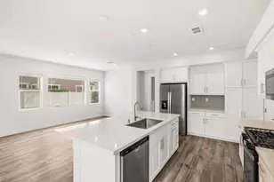 1515 Wingwood Ln, Vista, CA 92083 - Photo 6