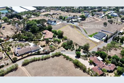 1916 Grey Rabbit Hollow Lane, Fallbrook, CA 92028 - Photo 6