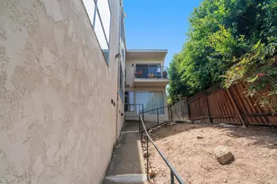 2520 Collier Avenue, San Diego, CA 92116 - Photo 8