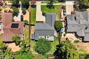 183 Sandberg St, Thousand Oaks, CA 91360 - Photo 32