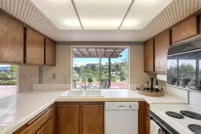 2233 Valley Road, Oceanside, CA 92056 - Photo 26