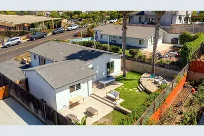 55 E E Street, Encinitas, CA 92024 - Photo 18